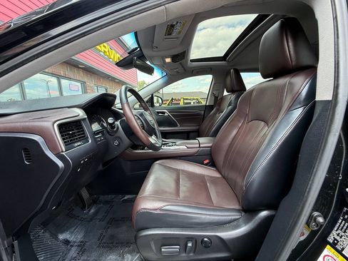 Used 2017 Lexus RX 350 AWD w/ Premium Package image 18