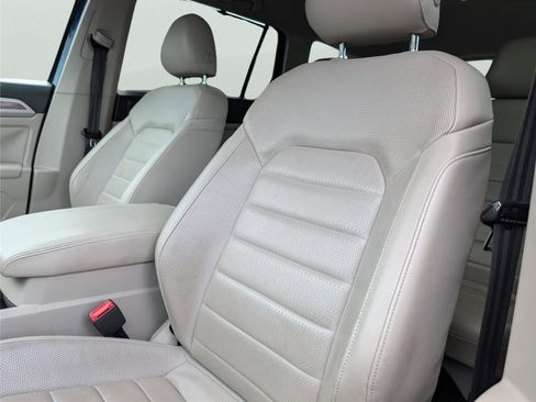 Used 2018 Volkswagen Atlas SEL Premium image 22