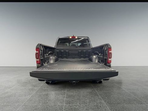 Used 2022 RAM 1500 Laramie AWD/4WD image 13