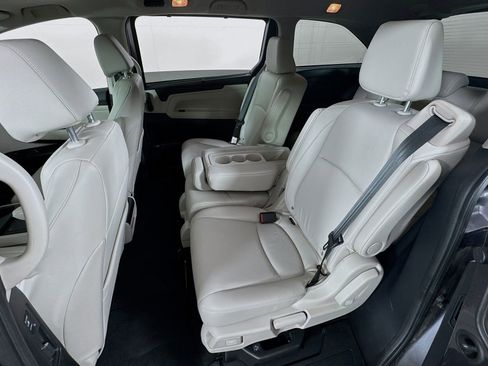 Certified 2026 Honda Odyssey EX-L image 18