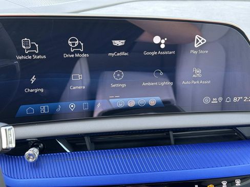 New 2026 Cadillac Optiq Sport 2 image 26