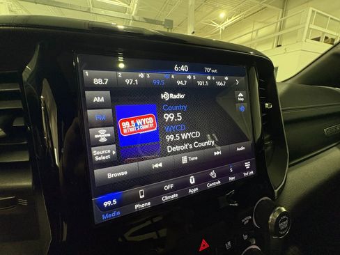 Used 2021 RAM 1500 Laramie image 23