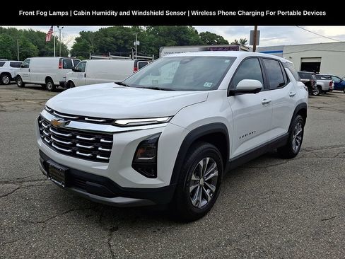Used 2026 Chevrolet Equinox LT w/ Convenience Package II FWD image 3