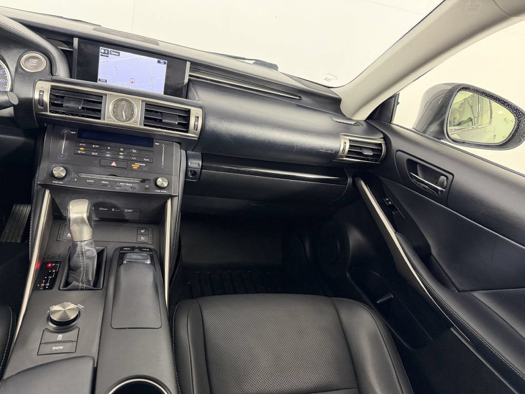 Used 2015 Lexus IS 250 AWD w/ Navigation System Package image 32
