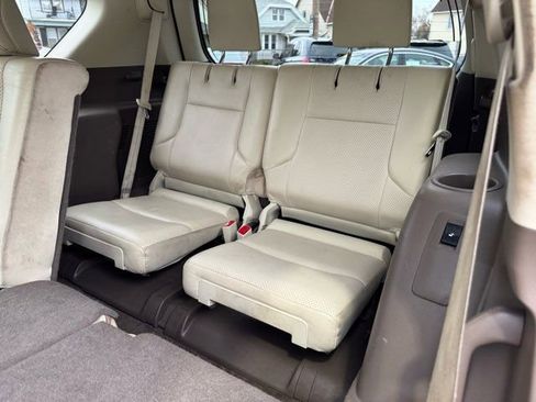 Used 2011 Lexus GX 460 image 29