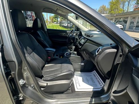 Used 2016 Nissan Rogue SL AWD/4WD image 34