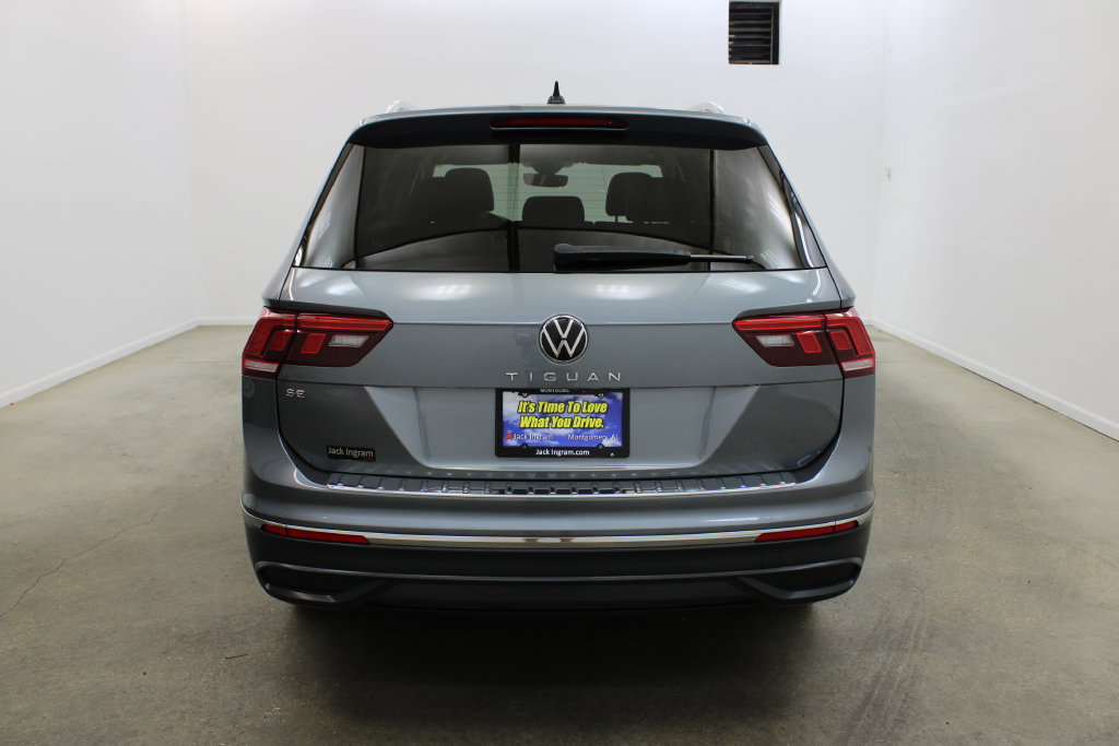 Certified 2022 Volkswagen Tiguan SE FWD image 4