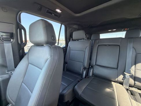 Used 2024 Chevrolet Tahoe Z71 image 12