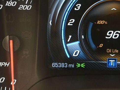 Used 2017 Chevrolet Corvette Stingray Coupe w/ 1LT RWD image 11