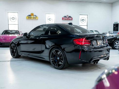 Used 2018 BMW M2 image 9