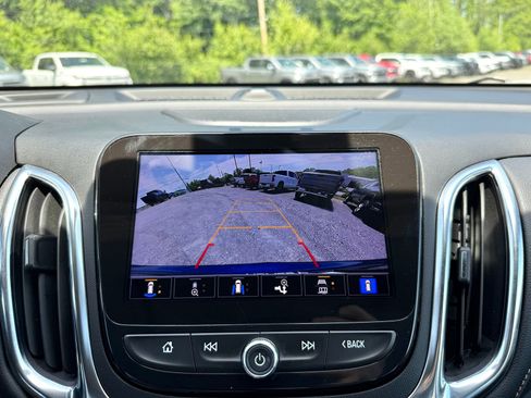Certified 2022 Chevrolet Equinox Premier AWD/4WD image 37