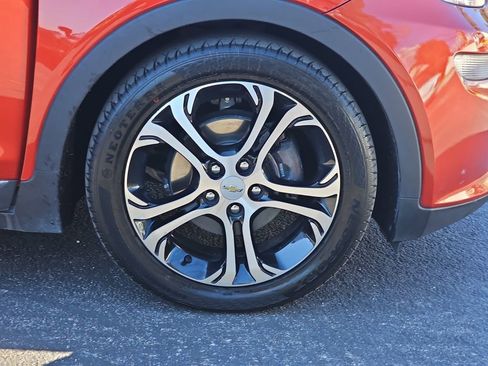 Used 2021 Chevrolet Bolt Premier w/ Infotainment Package image 37
