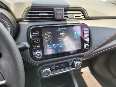 New 2025 Nissan Versa SR w/ Trunk Package image 20