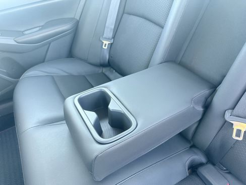 Used 2022 Nissan Altima 2.5 SR image 34