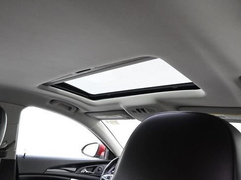 Used 2013 Buick Regal Premium FWD image 16