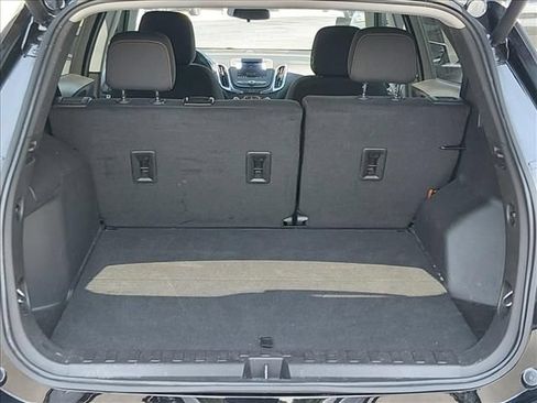 Used 2024 Chevrolet Equinox LT FWD image 16