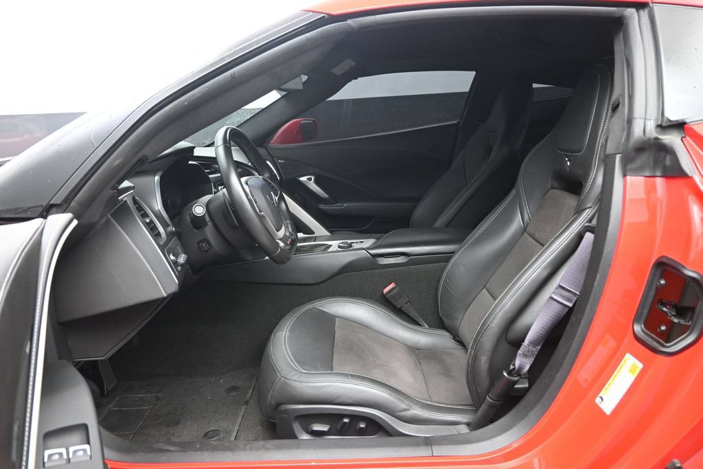Used 2016 Chevrolet Corvette Z06 w/ 3LZ Preferred Equipment Group RWD image 24