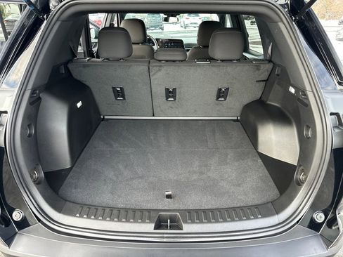 Used 2025 Chevrolet Equinox LT image 24