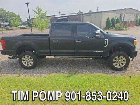 Used 2017 Ford F250 Platinum w/ Platinum Ultimate Package AWD/4WD image 9