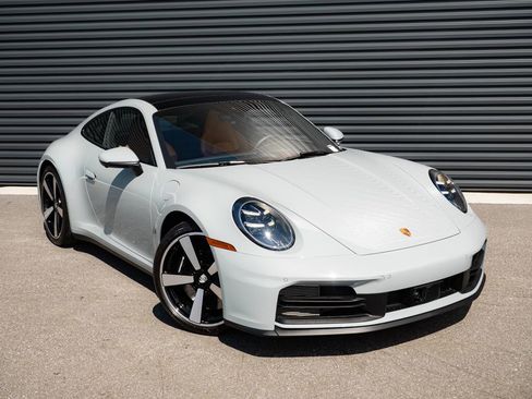 Certified 2026 Porsche 911 Carrera S image 24