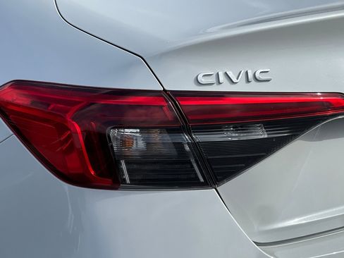 Used 2023 Honda Civic EX image 47