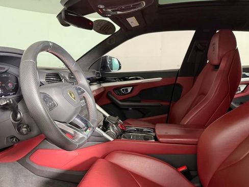 Used 2019 Lamborghini Urus image 40