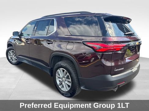 Used 2023 Chevrolet Traverse LT FWD image 3