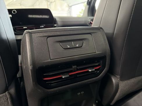 Certified 2025 Chevrolet Silverado EV RST AWD/4WD image 17