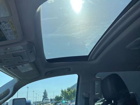 Used 2016 Toyota Tundra Limited w/ Limited Premium Package AWD/4WD image 14