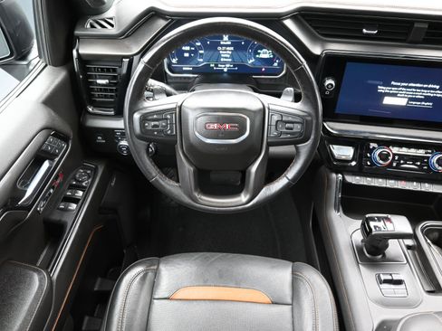 Used 2022 GMC Sierra 1500 AT4 w/ AT4 Premium Package image 23
