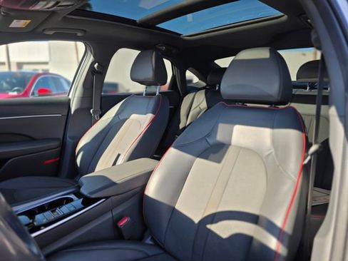 Used 2023 Hyundai Sonata SEL Plus image 14