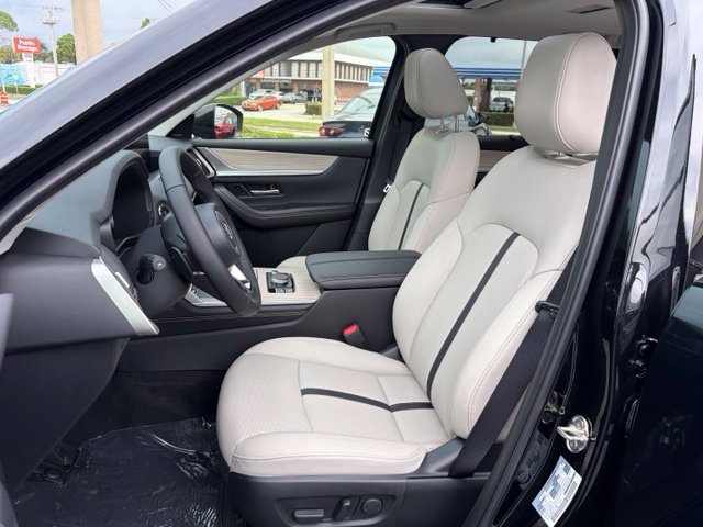 Used 2026 MAZDA CX-70 3.3 Turbo w/ Premium Package AWD/4WD image 9