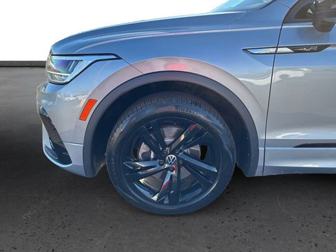 Used 2024 Volkswagen Tiguan SE R-Line image 13