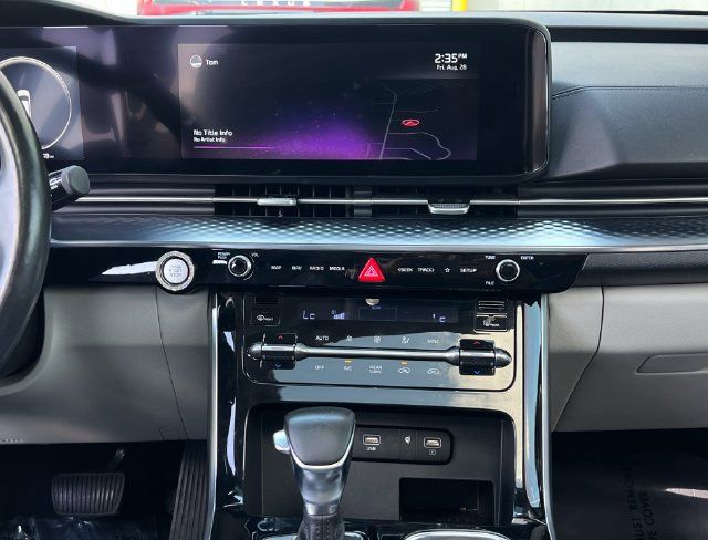 Used 2022 Kia Carnival SX Prestige FWD image 39