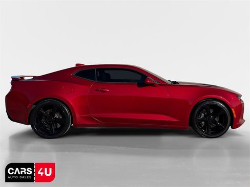 Used 2016 Chevrolet Camaro SS image 8