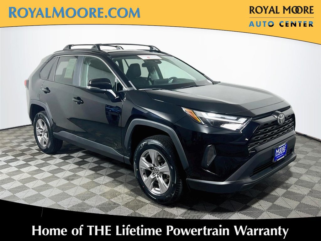 Certified 2022 Toyota RAV4 XLE w/ XLE Grade Weather Package AWD/4WD image 1