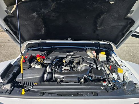 Used 2021 Jeep Gladiator Rubicon image 19