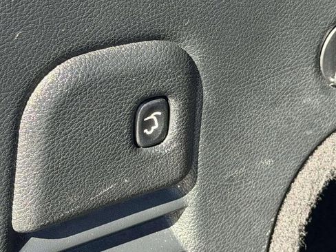 Used 2020 Jeep Grand Cherokee Limited image 12