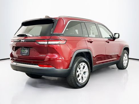Used 2023 Jeep Grand Cherokee Limited AWD/4WD image 9