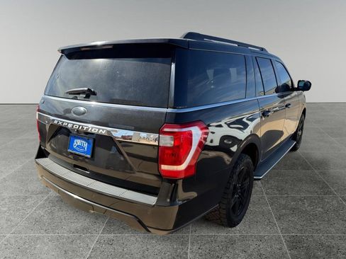 Used 2021 Ford Expedition Max XLT image 3