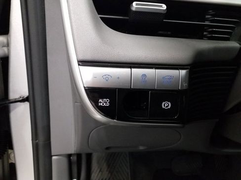 Certified 2023 Hyundai Ioniq 5 SEL image 11