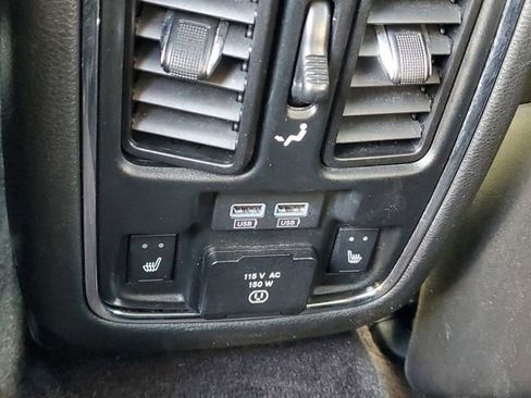 Used 2017 Jeep Grand Cherokee Limited AWD/4WD image 12