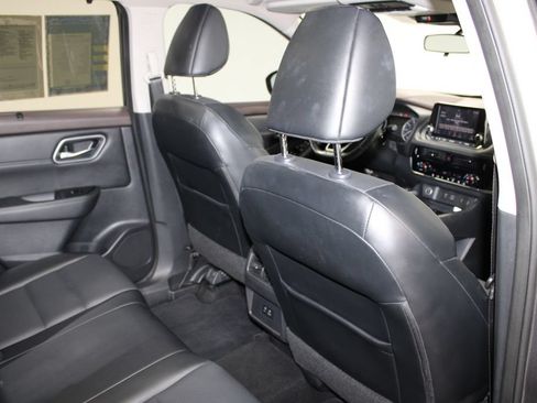 Used 2021 Nissan Rogue SV w/ Premium Package FWD image 26