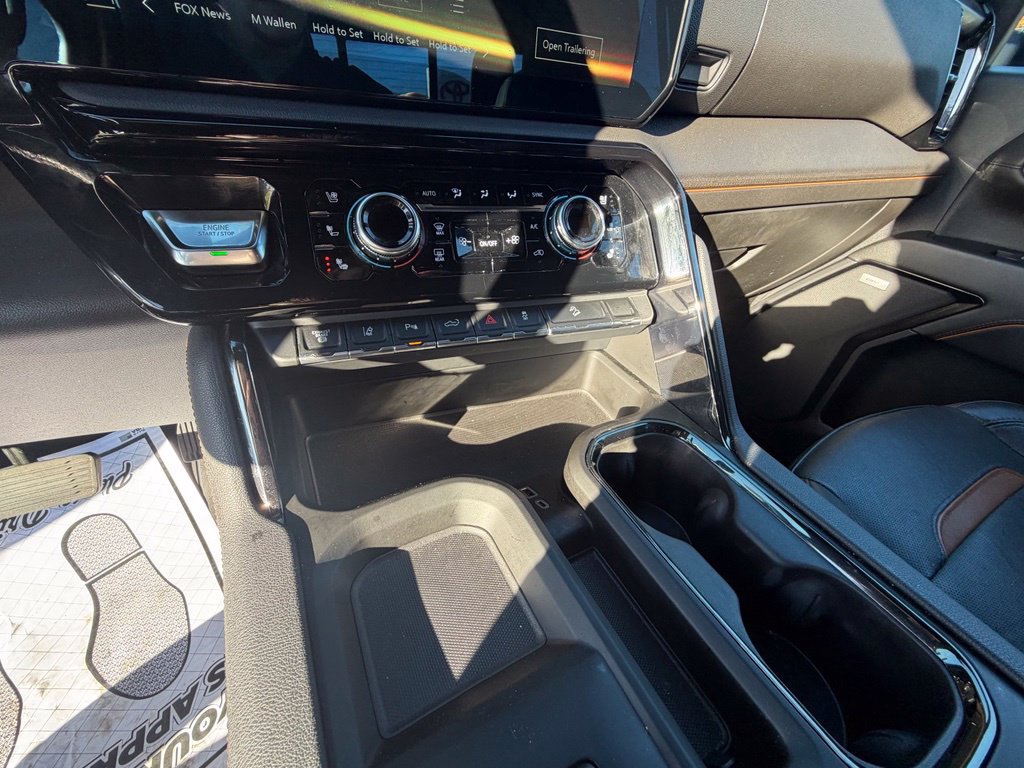 Used 2024 GMC Sierra 2500 AT4 w/ AT4 Premium Plus Package AWD/4WD image 25