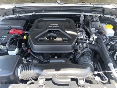 Used 2019 Jeep Wrangler Rubicon AWD/4WD image 34