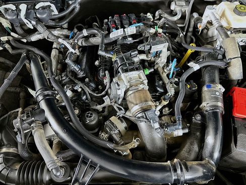 Used 2022 Ford Bronco Wildtrak image 13