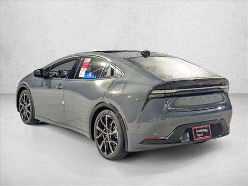 New 2026 Toyota Prius Plug-In Hybrid FWD image 8