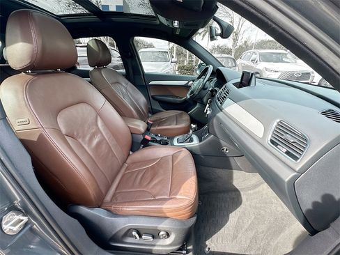 Used 2017 Audi Q3 2.0T Premium image 28