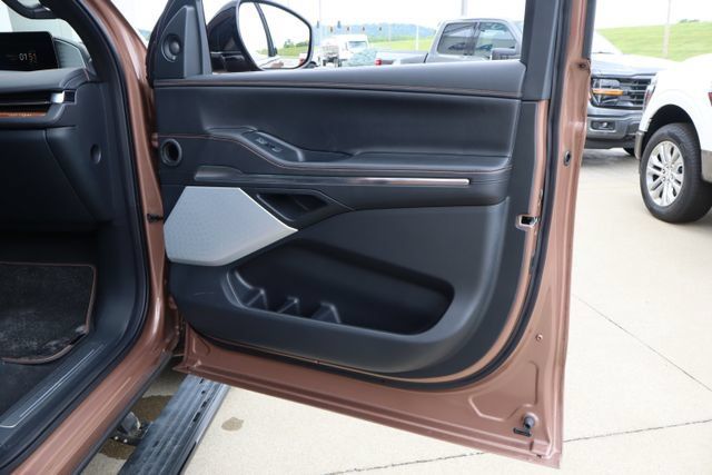 Used 2025 Lincoln Navigator Black Label AWD/4WD image 44