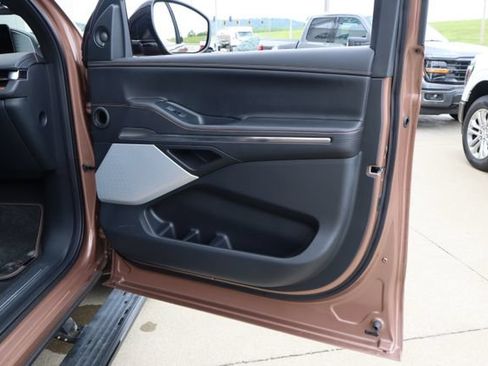 Used 2025 Lincoln Navigator Black Label AWD/4WD image 44